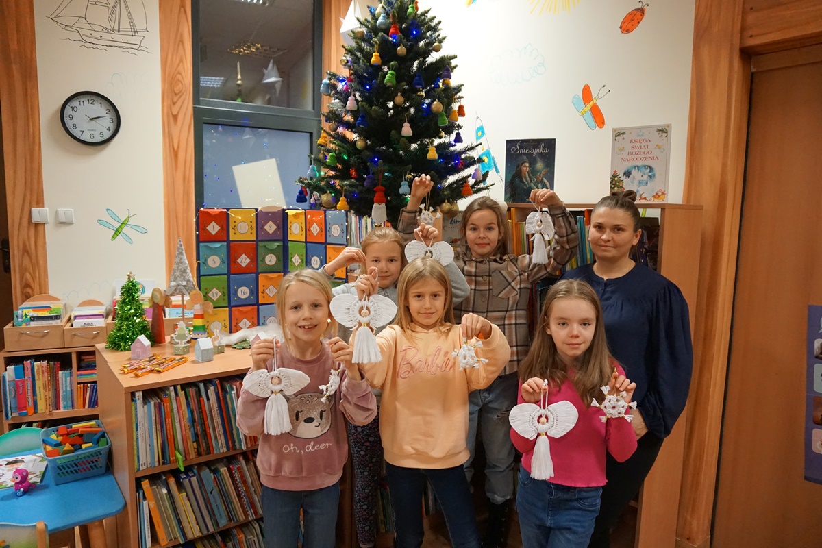 Grupowe zdjęcie uczestników warsztatów